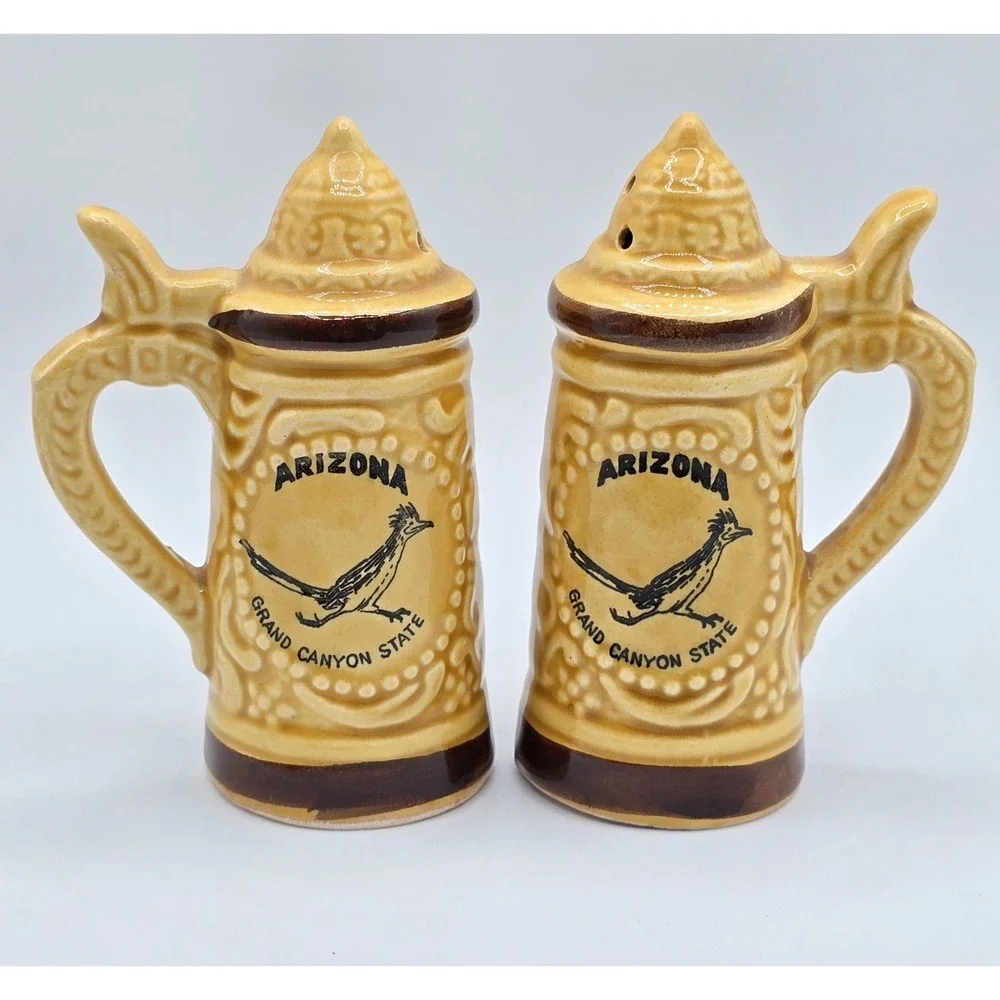 Arizona Roadrunner Stein Souvenir Salt and‎ Pepper Shakers Ceramic Japan Yellow